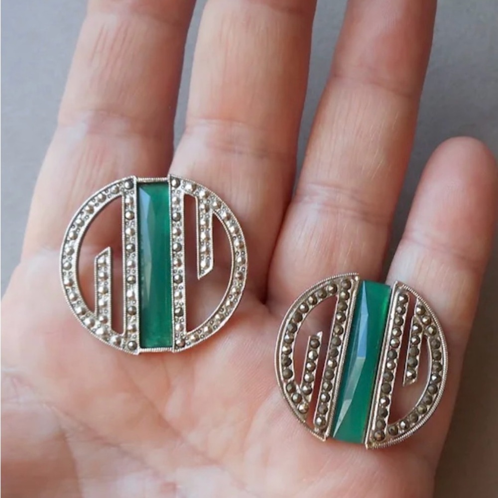 Elegant Silver and Green Gemstone Earrings